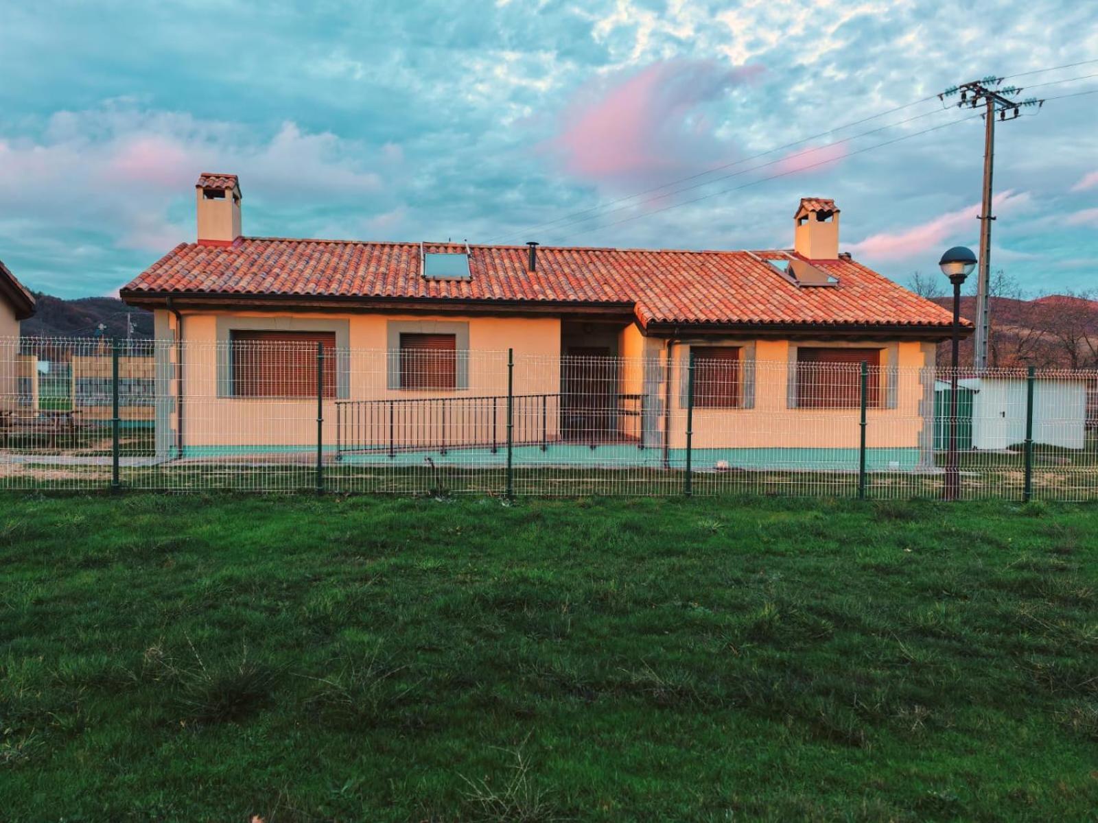 Casas Rurales Cuatro Valles Naredo de Fenar 外观 照片